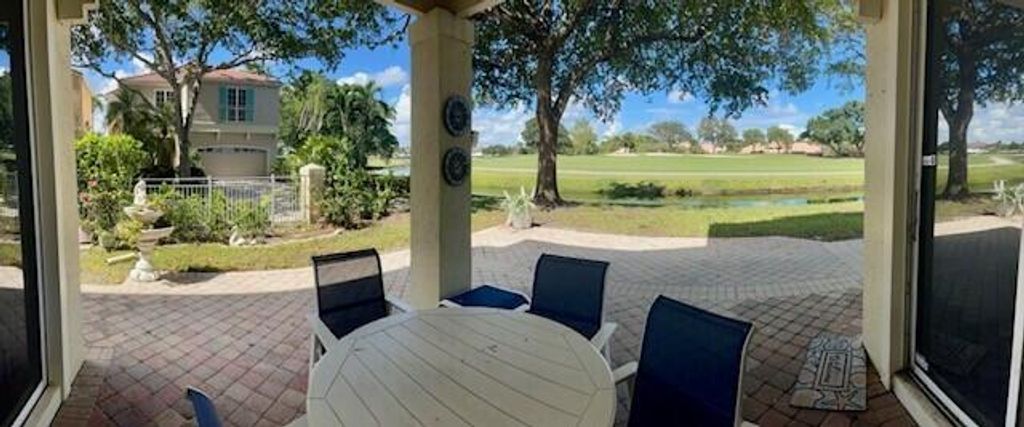 Photo of 2 Via Carrara, Palm Beach Gardens, FL 33418 (MLS # R11032377)