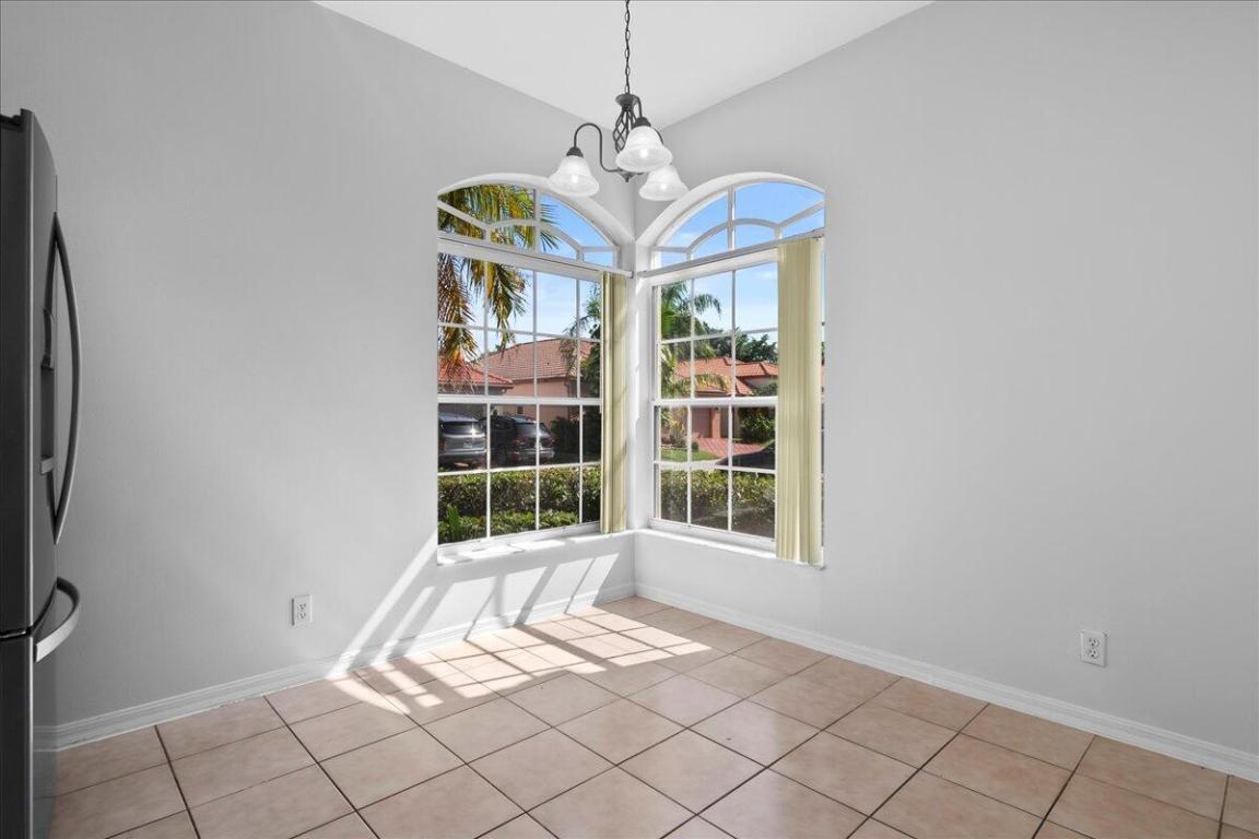 WOODBINE PAR E - Residential Lease