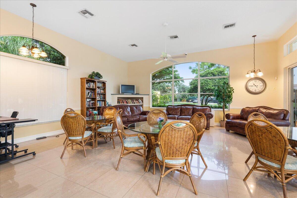 WOODBINE PAR E - Residential Lease