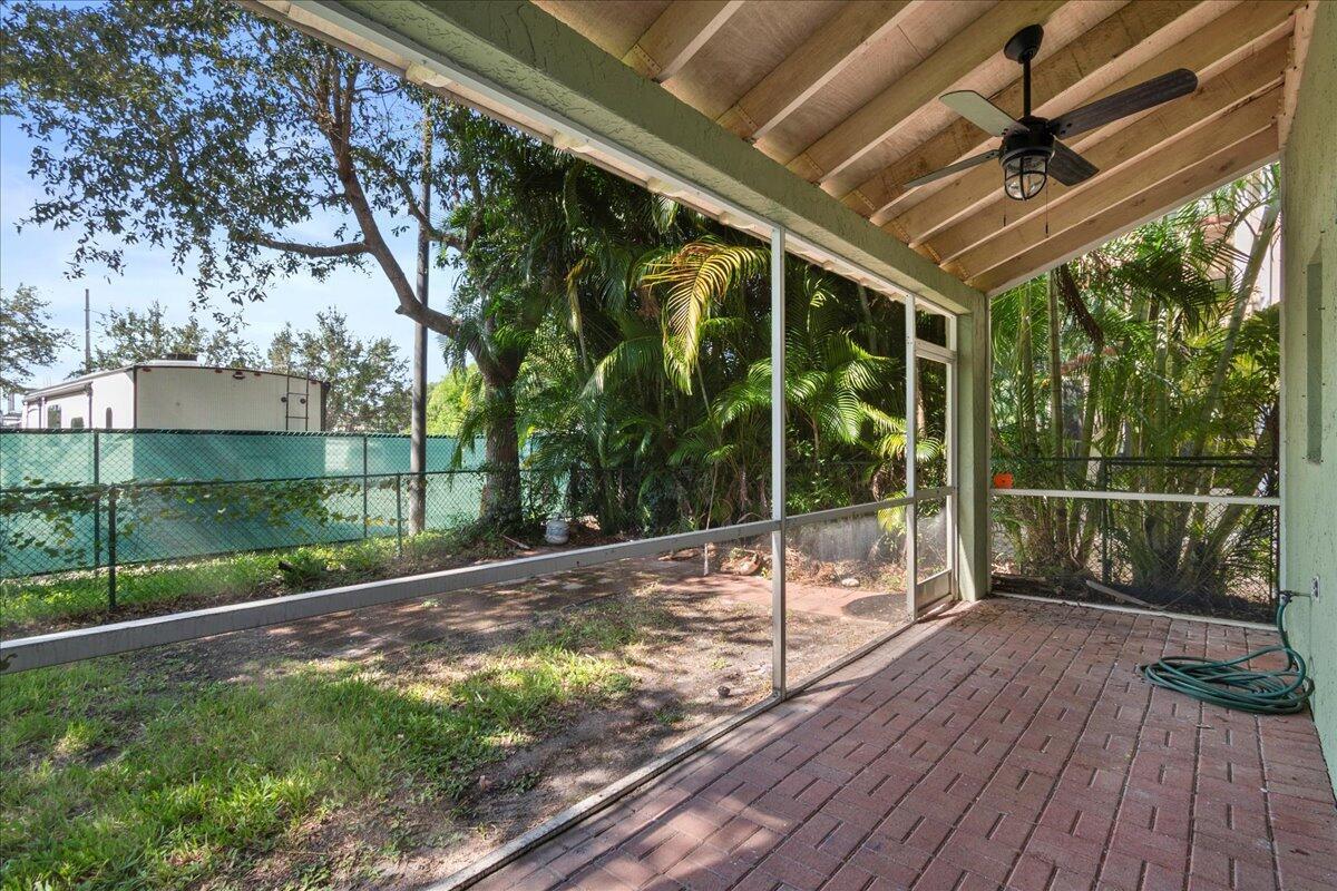 WOODBINE PAR E - Residential Lease