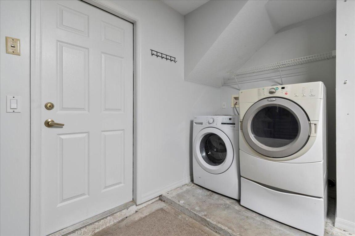 WOODBINE PAR E - Residential Lease