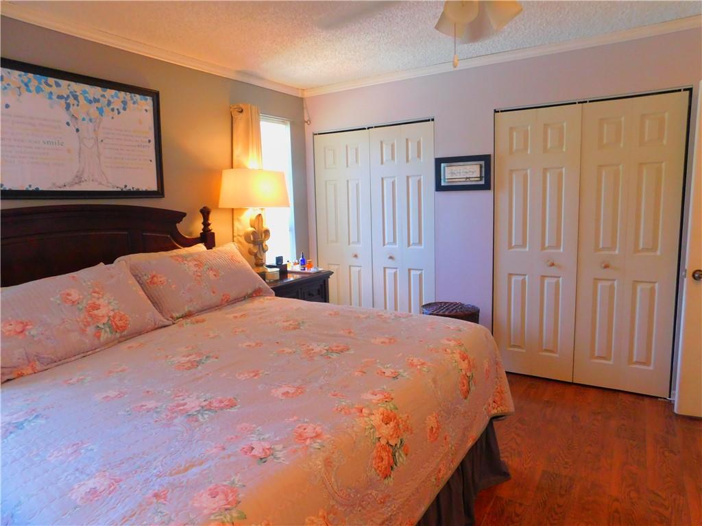 Westchester 72-43 B - Residential