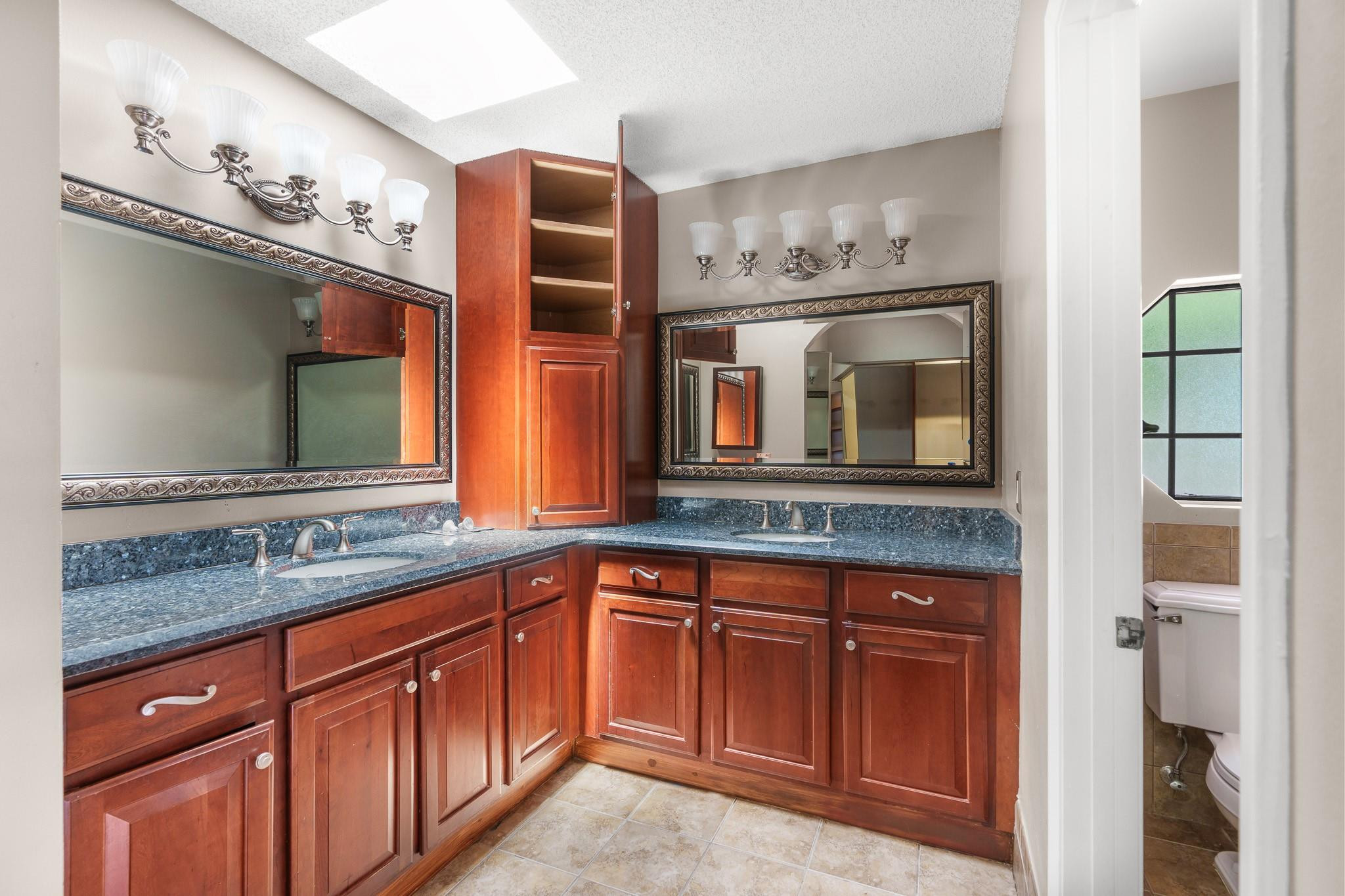 The Villages Of Hillsboro - Residential