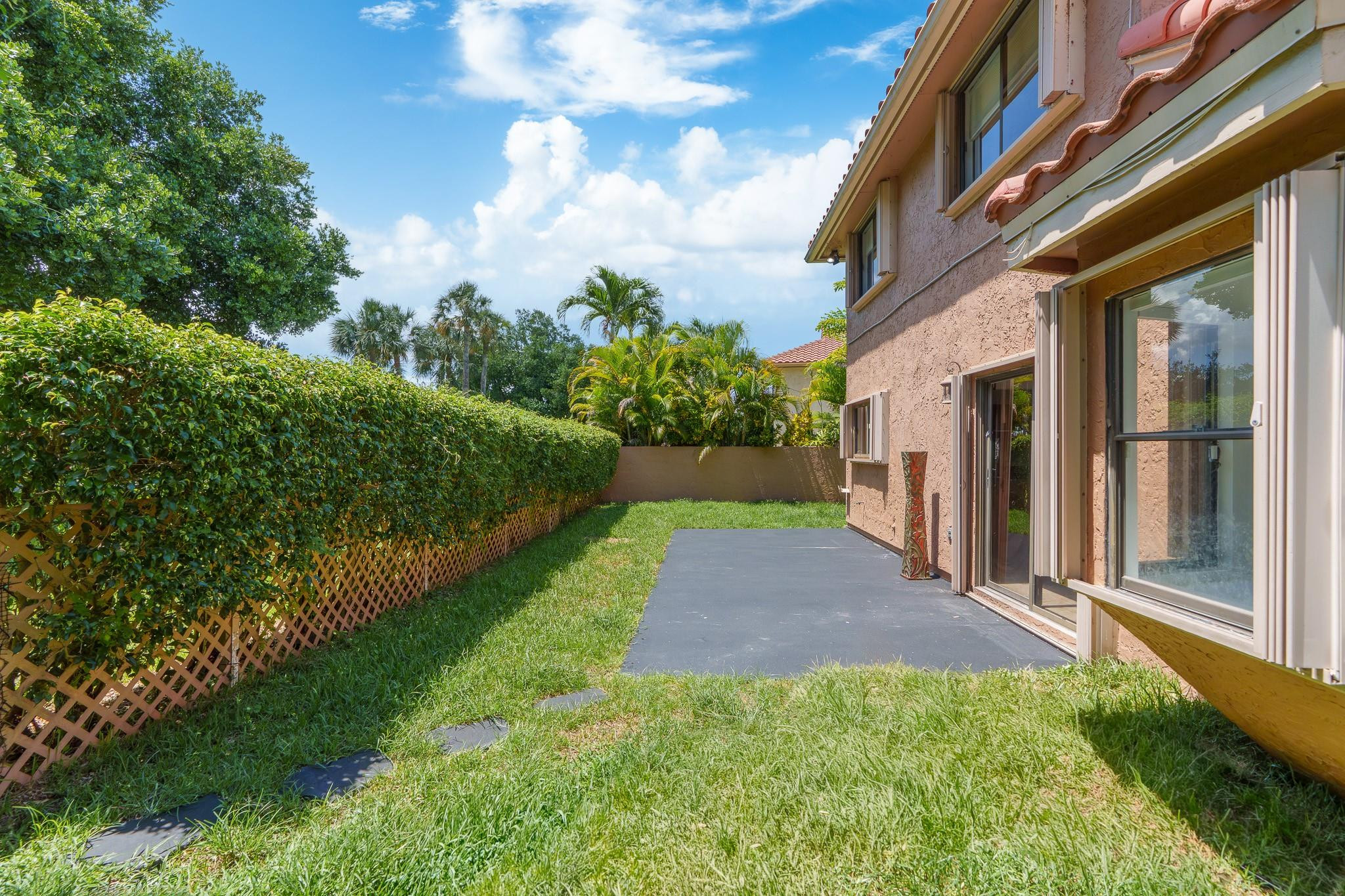 The Villages Of Hillsboro - Residential