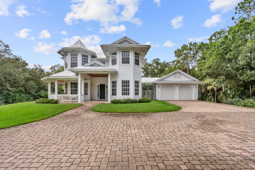 Photo of 1001 SE Ranch Road, Jupiter, FL 33478 (MLS # R11007063)