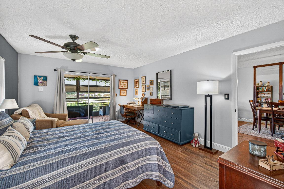 PALM GREENS AT VILLA DEL RAY CONDO - Residential