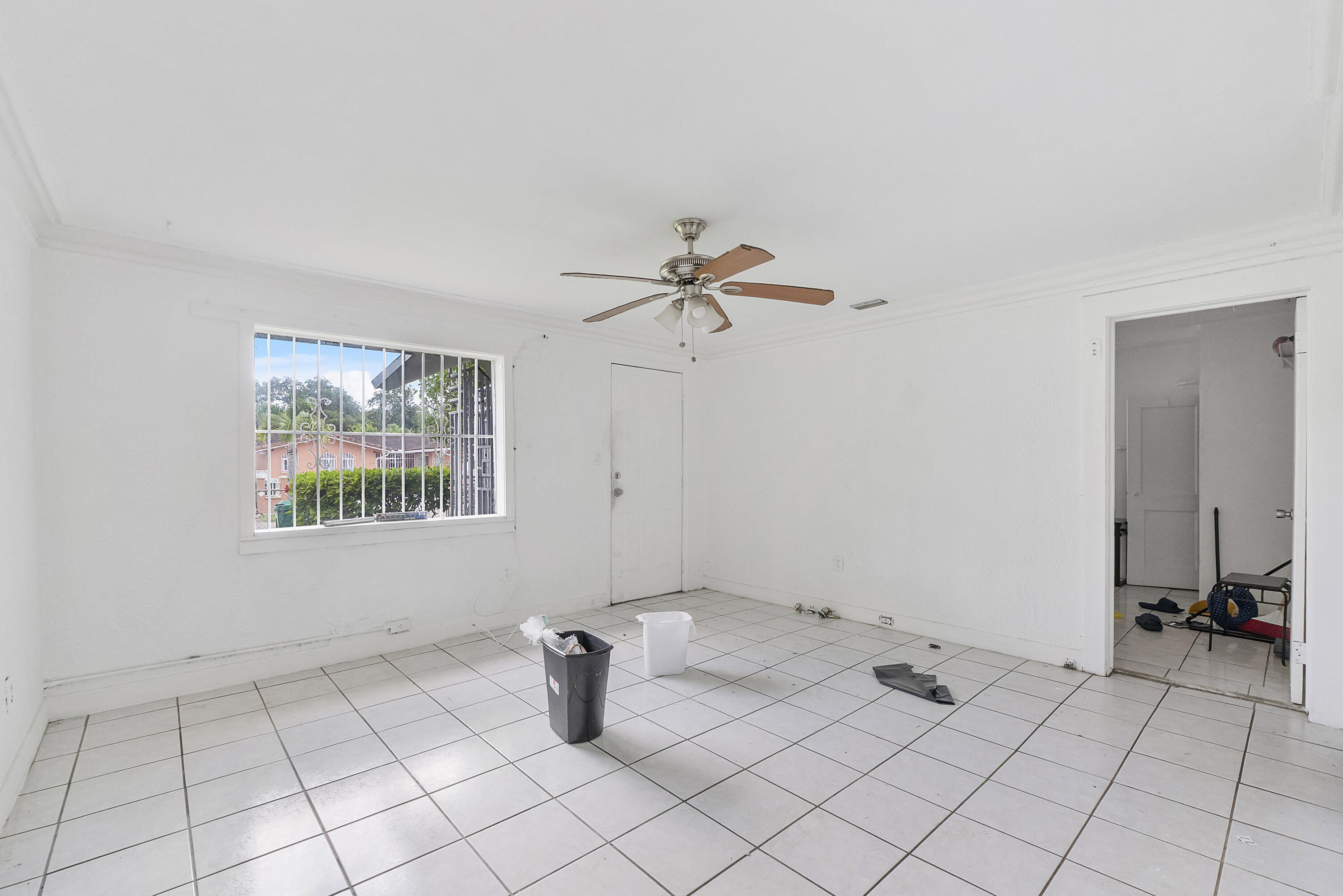 2476 NW 15th Street