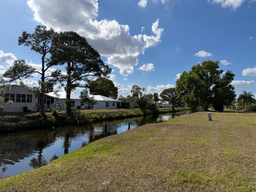 SPANISH LAKES 1 - Residential