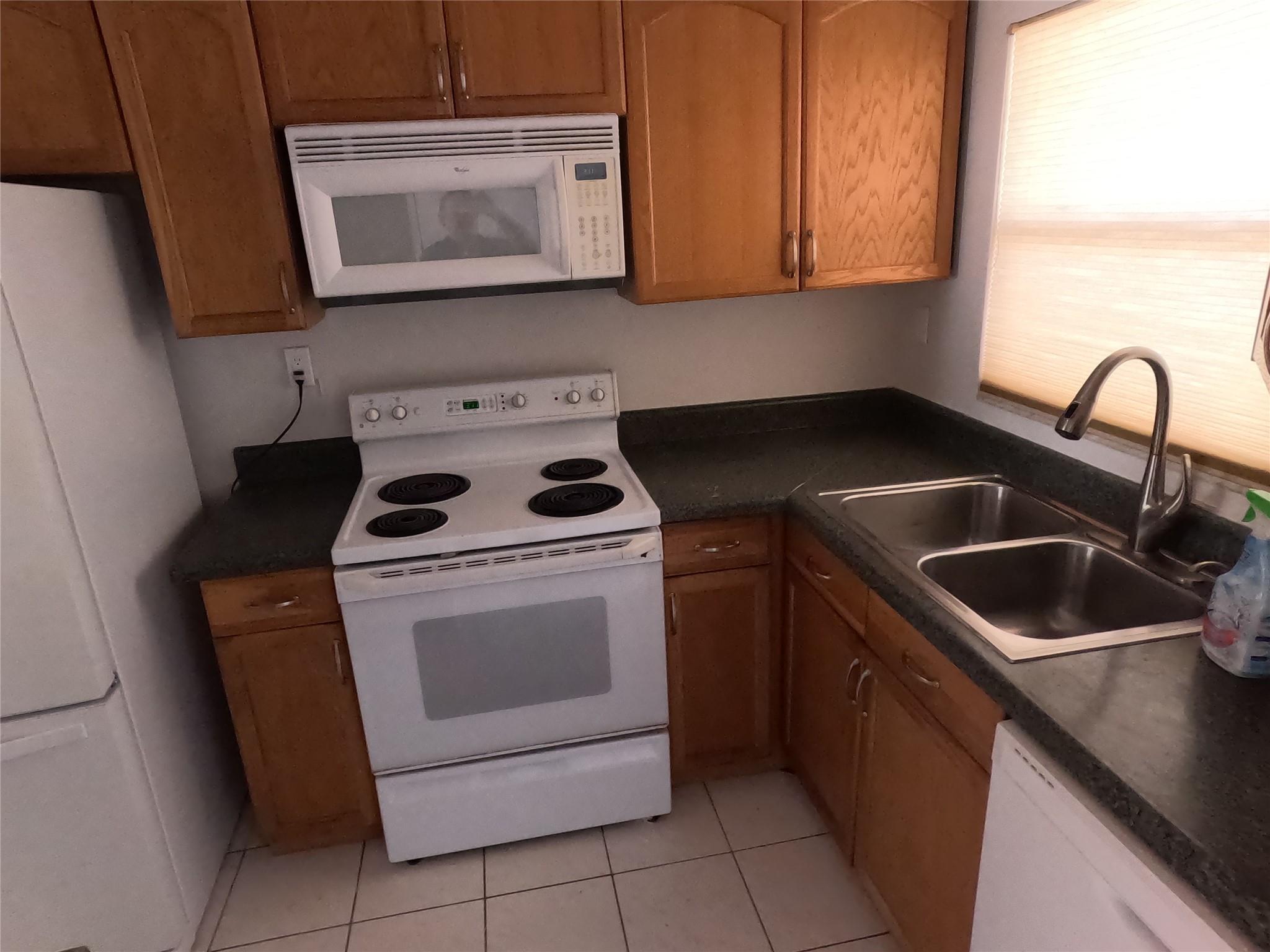 Sunrise Lakes Phase 3 - Residential