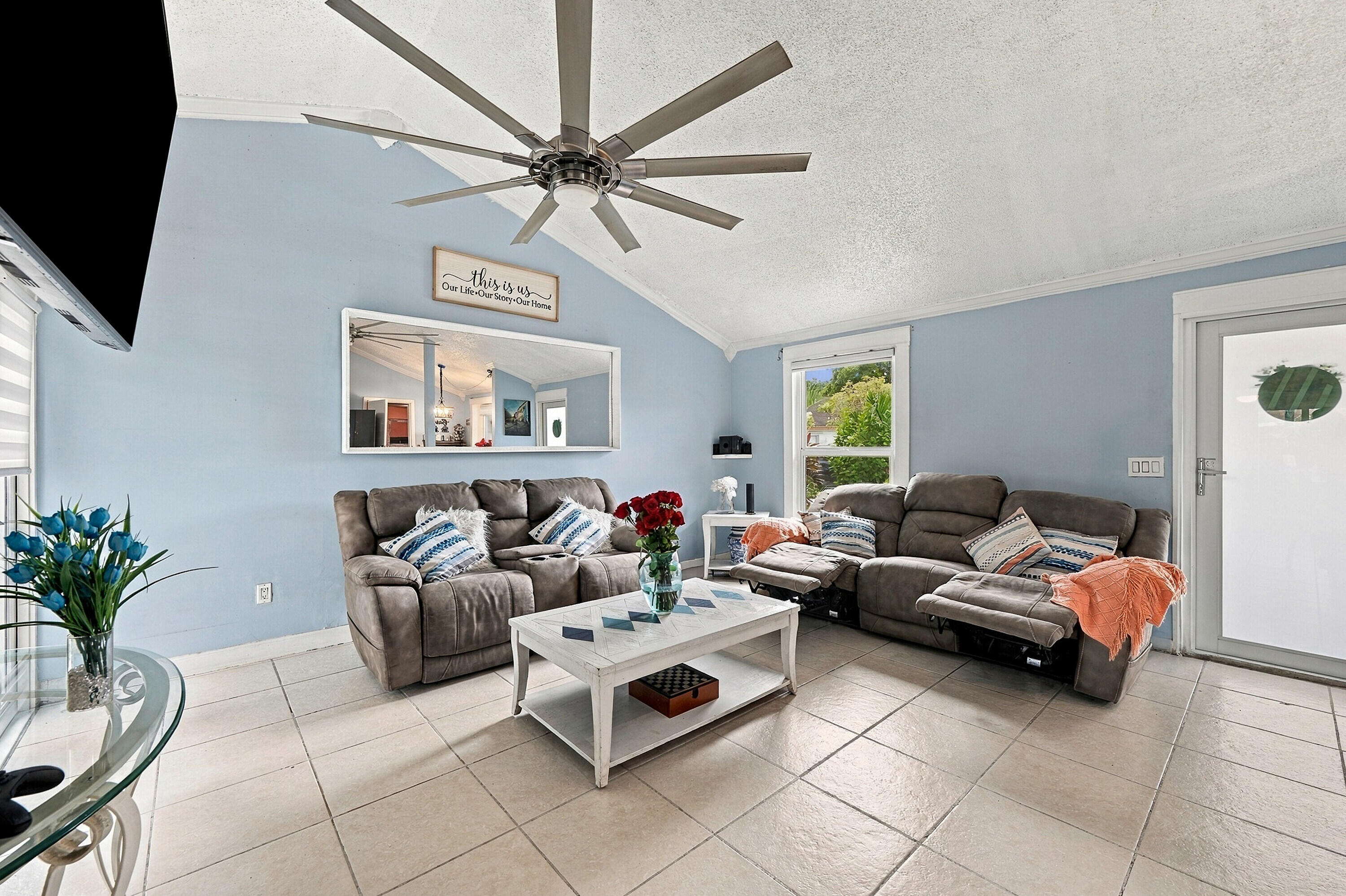 View photos, virtual tours, details... 1731 SW 85TH Avenue