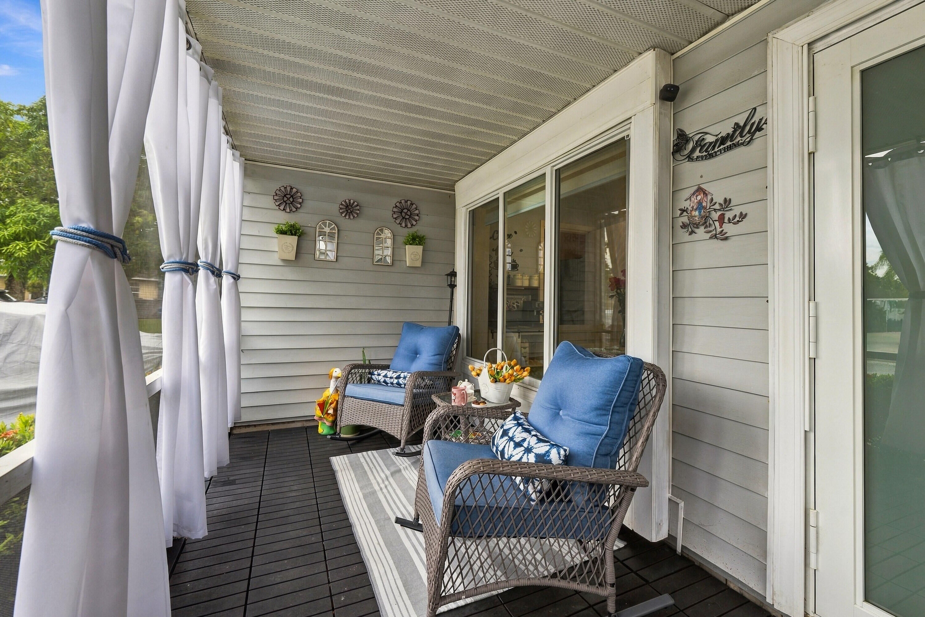 View photos, virtual tours, details... 1731 SW 85TH Avenue