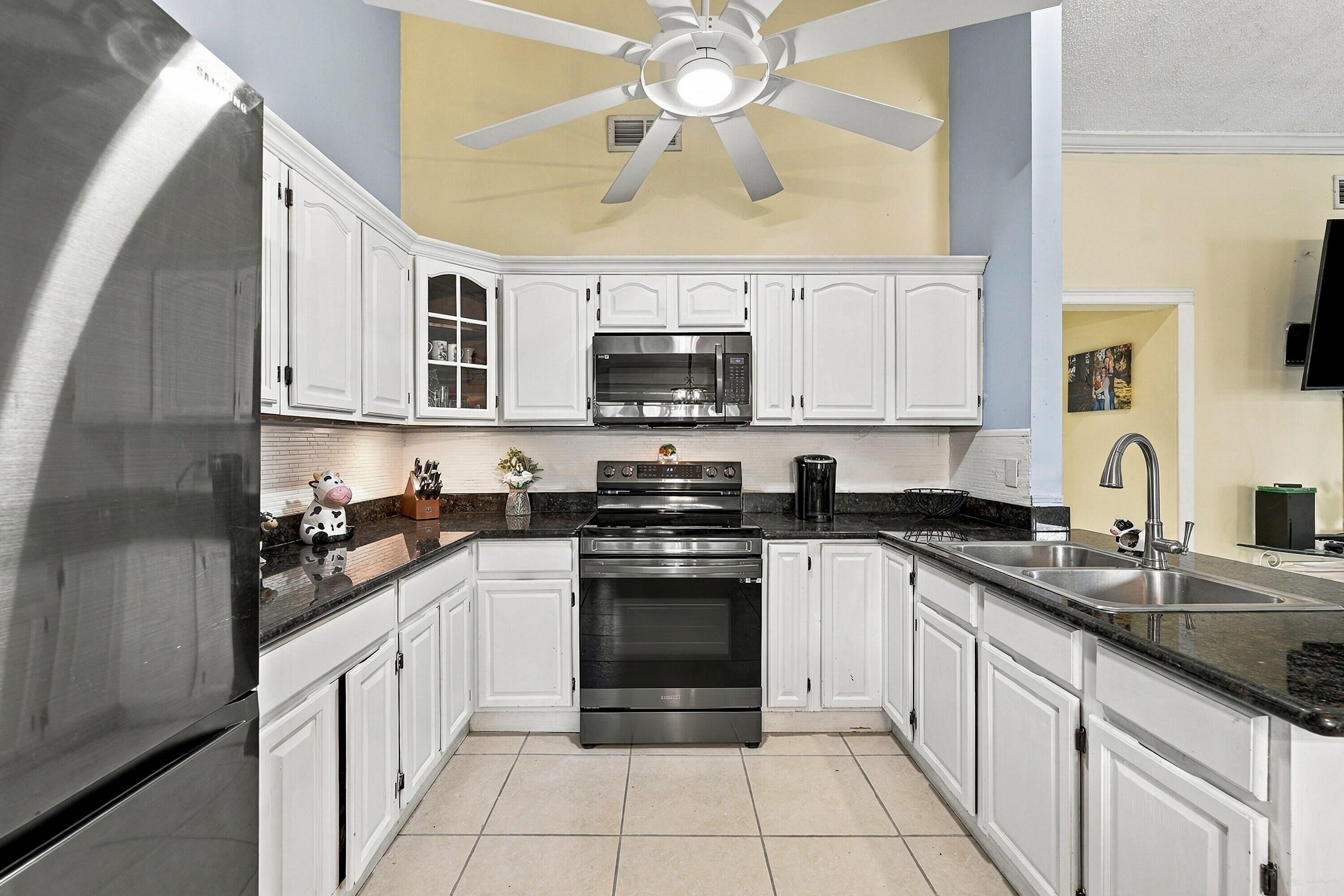 View photos, virtual tours, details... 1731 SW 85TH Avenue