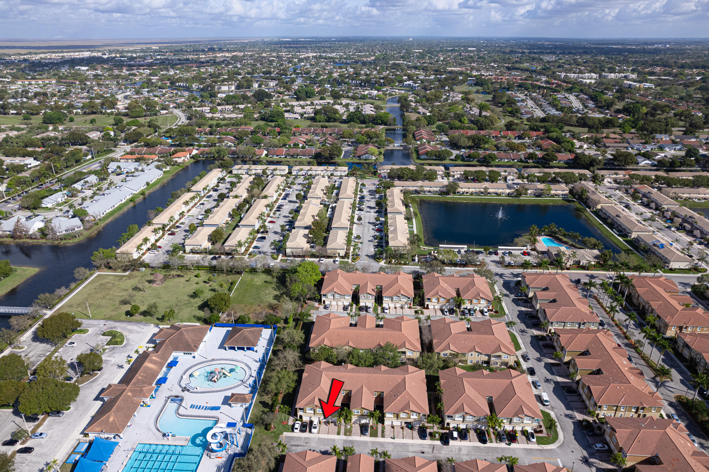 HAMPTON HILLS CONDO - Residential