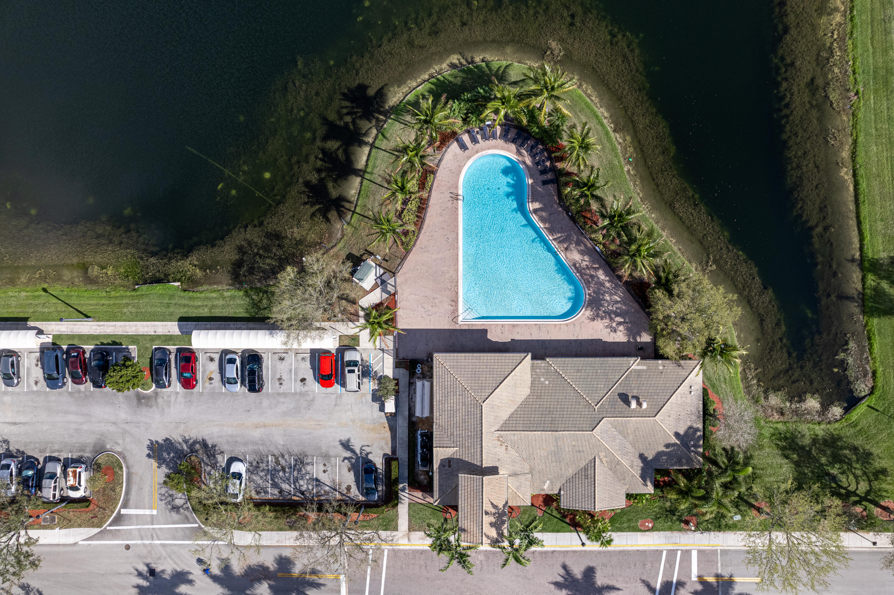 HAMPTON HILLS CONDO - Residential