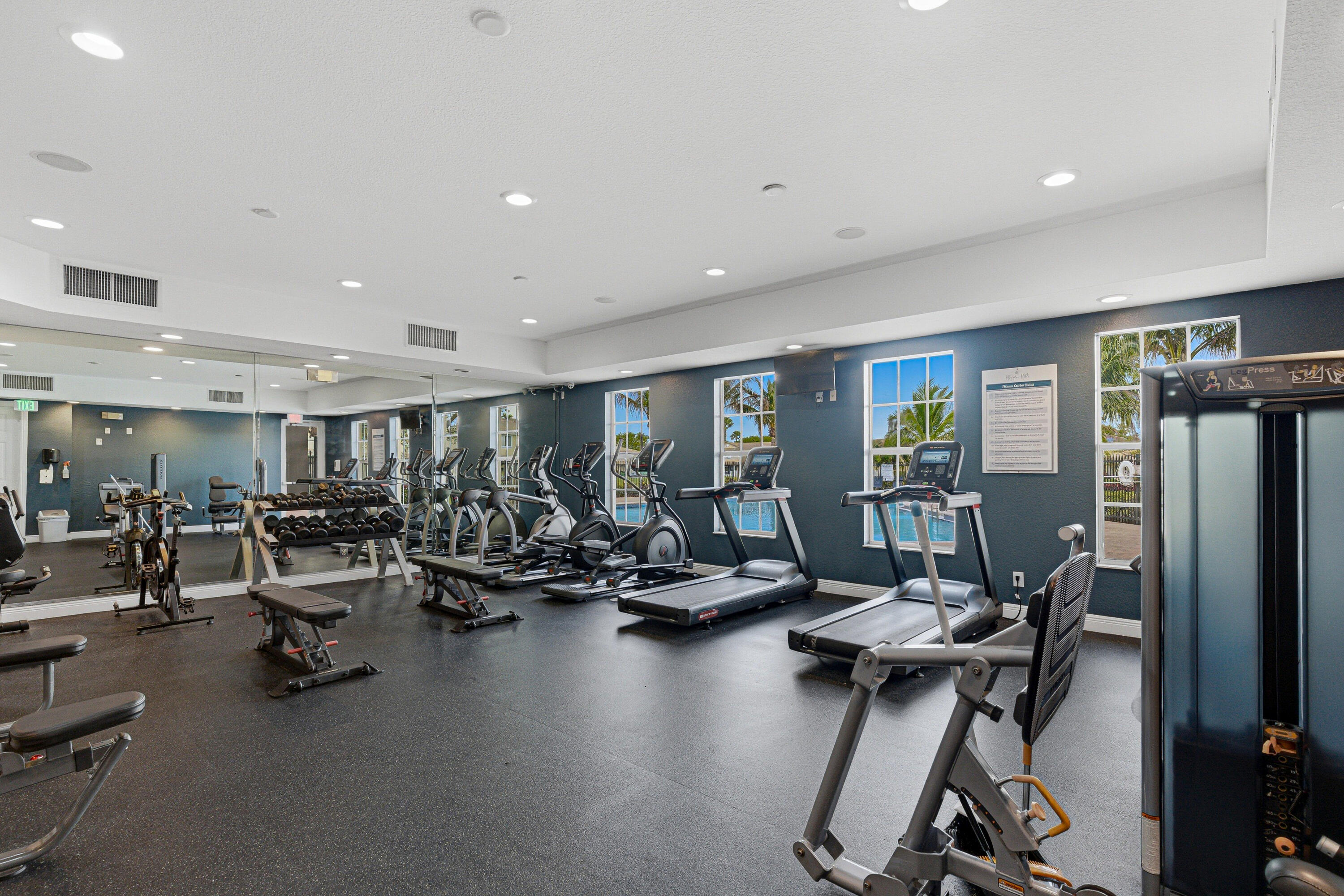 HAMPTON HILLS CONDO - Residential