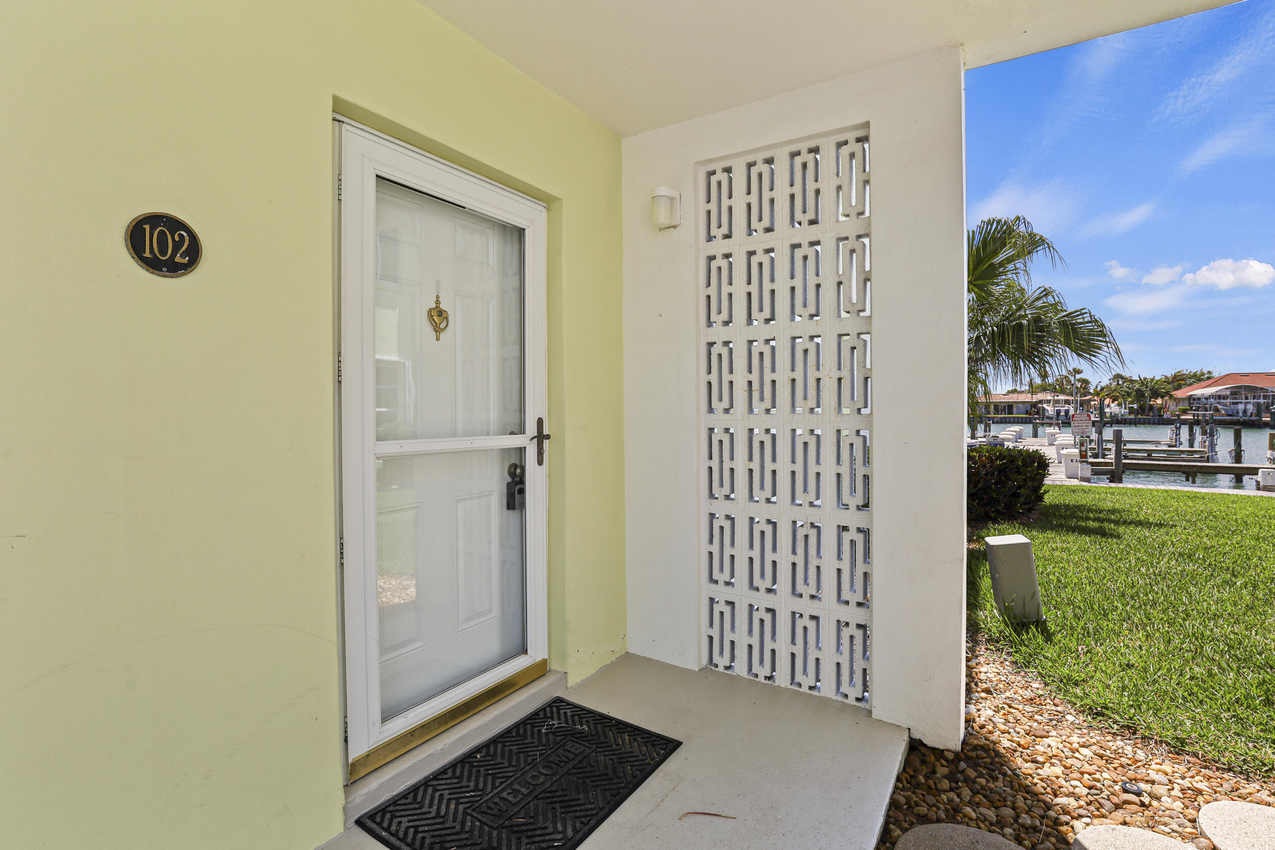 COLONNADES CONDOMINIUM NO 1 - Residential