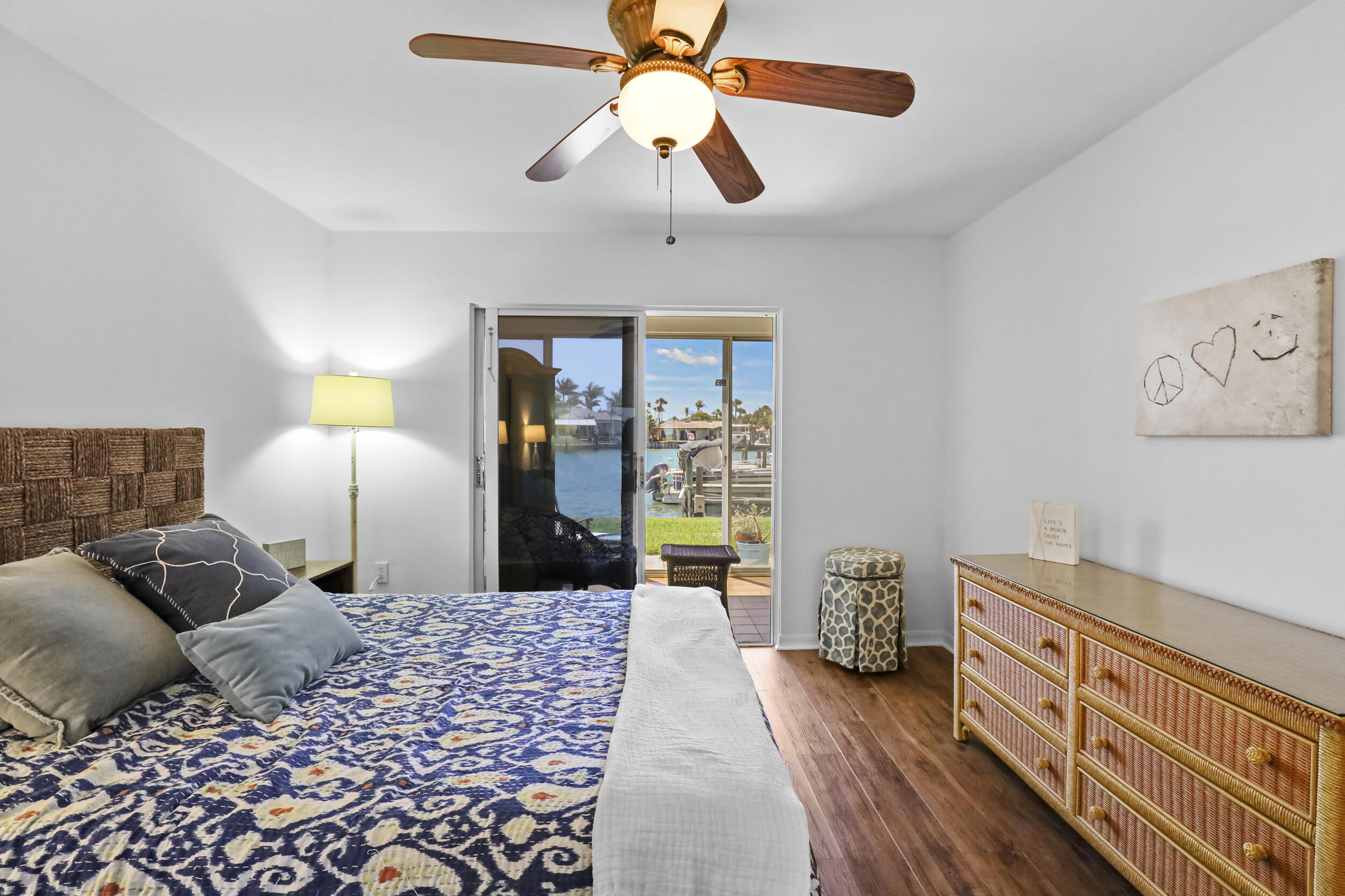 COLONNADES CONDOMINIUM NO 1 - Residential