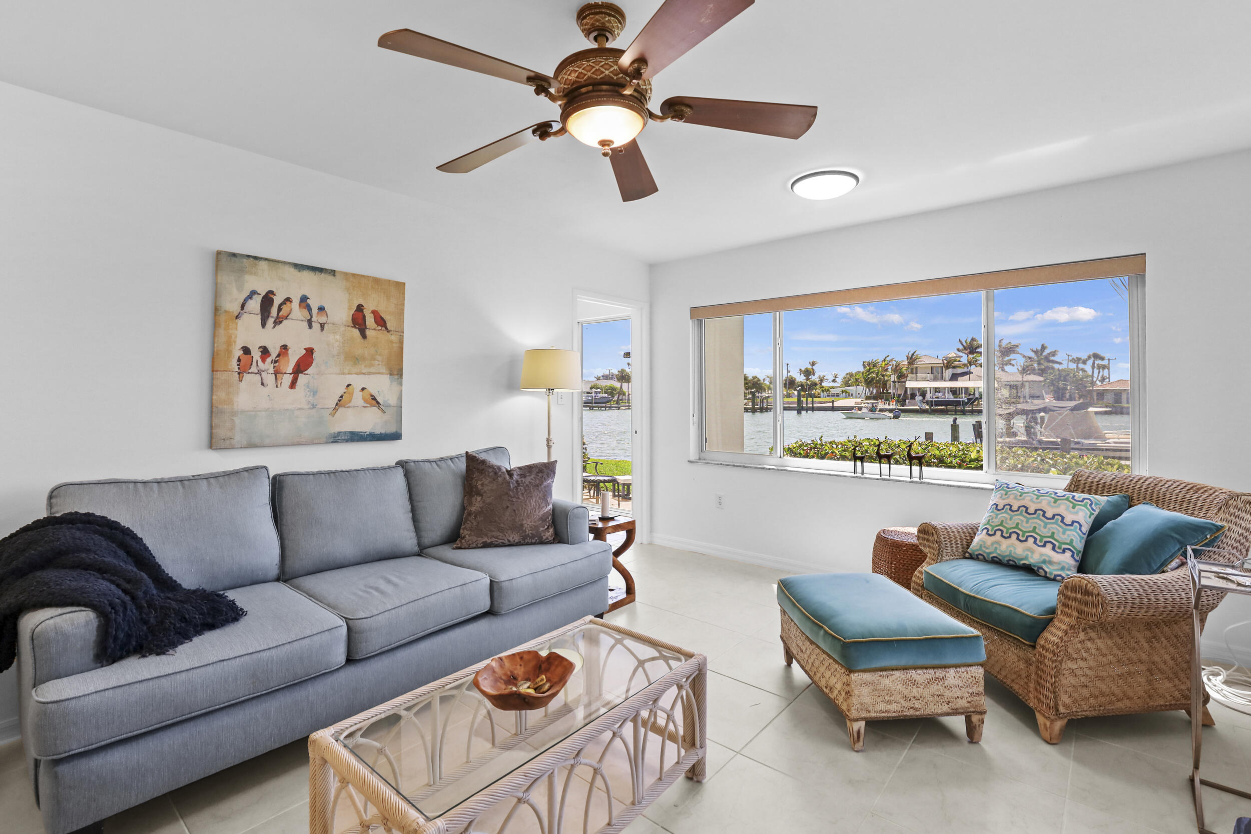 COLONNADES CONDOMINIUM NO 1 - Residential