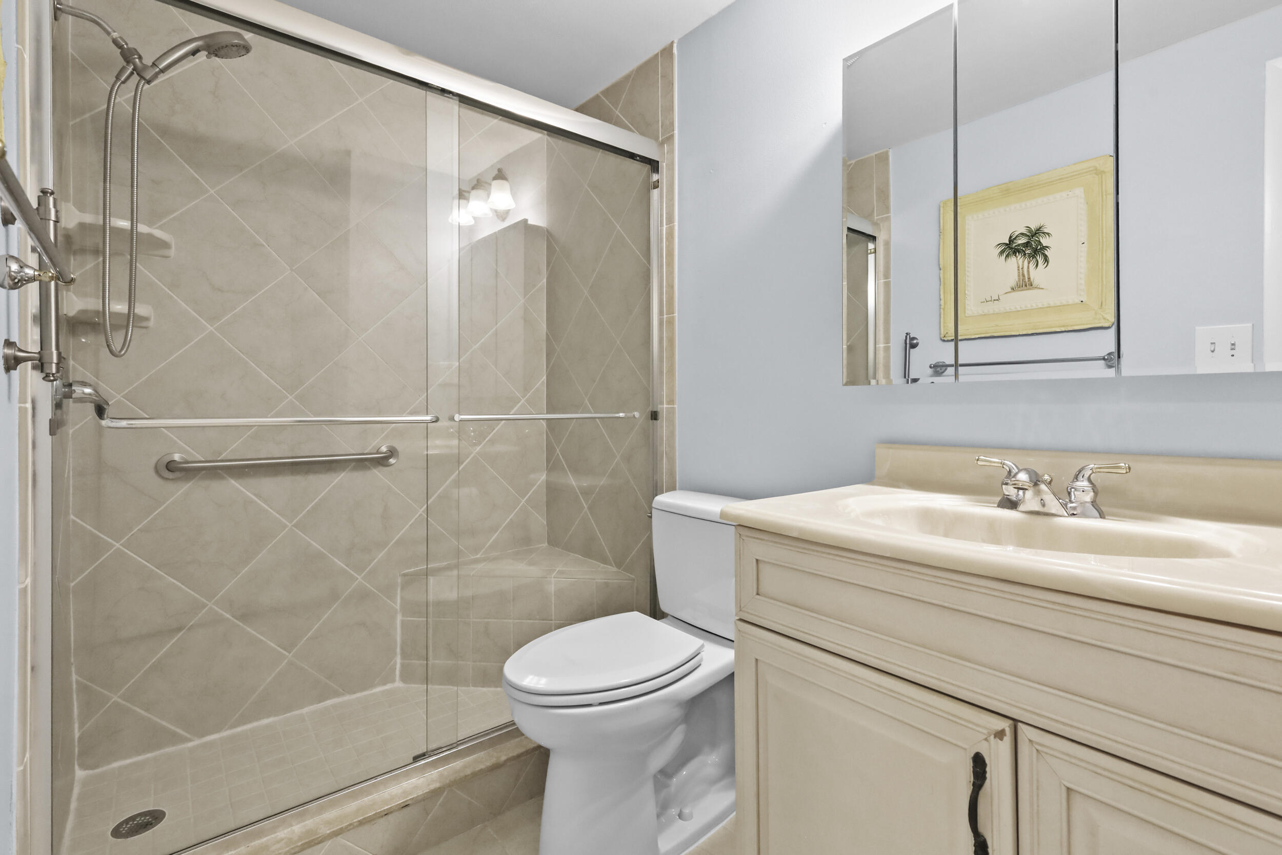 COLONNADES CONDOMINIUM NO 1 - Residential