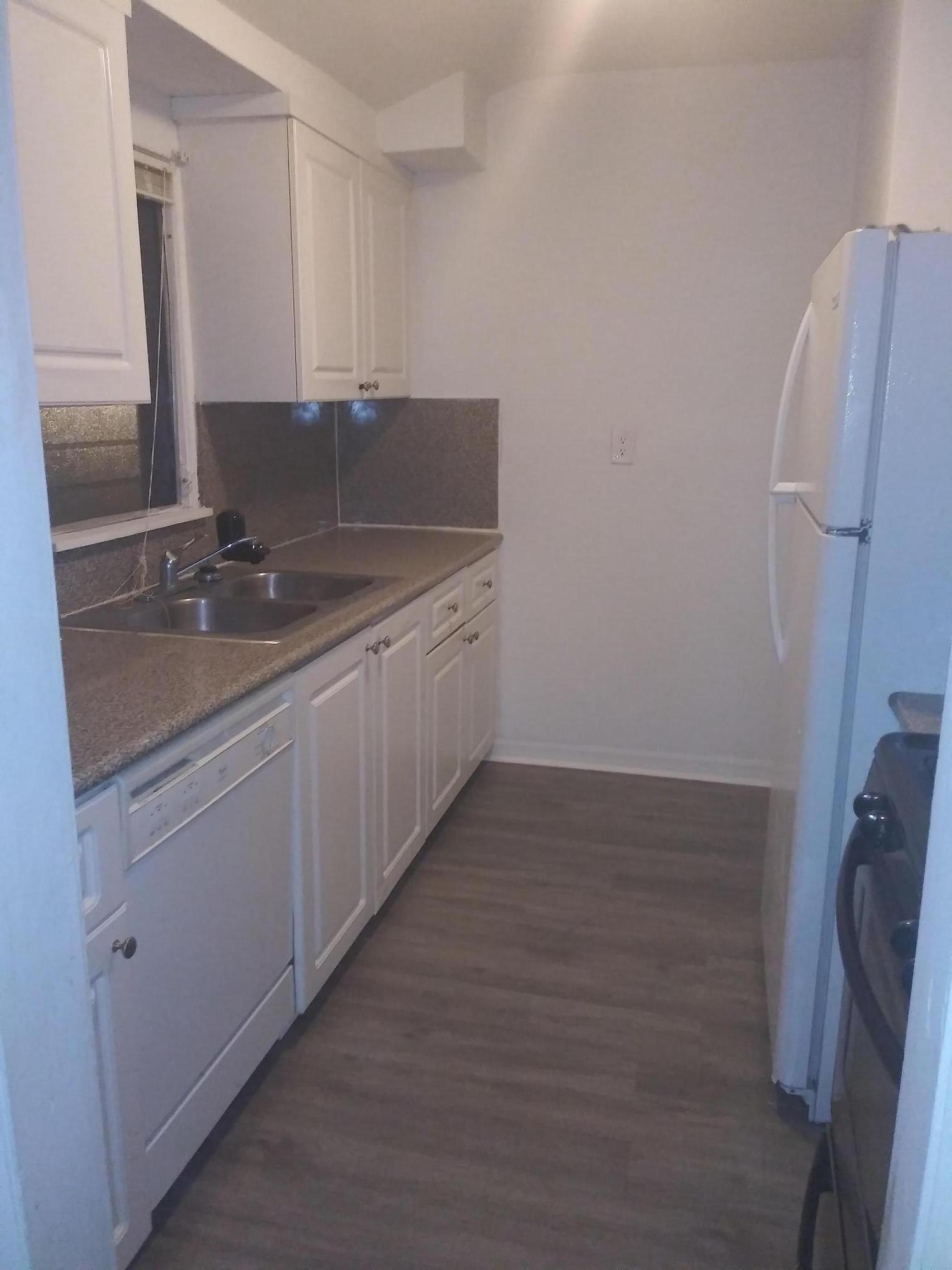 ESTATES OF SOUTH PALM BEACH ADD 1 - Residential Lease