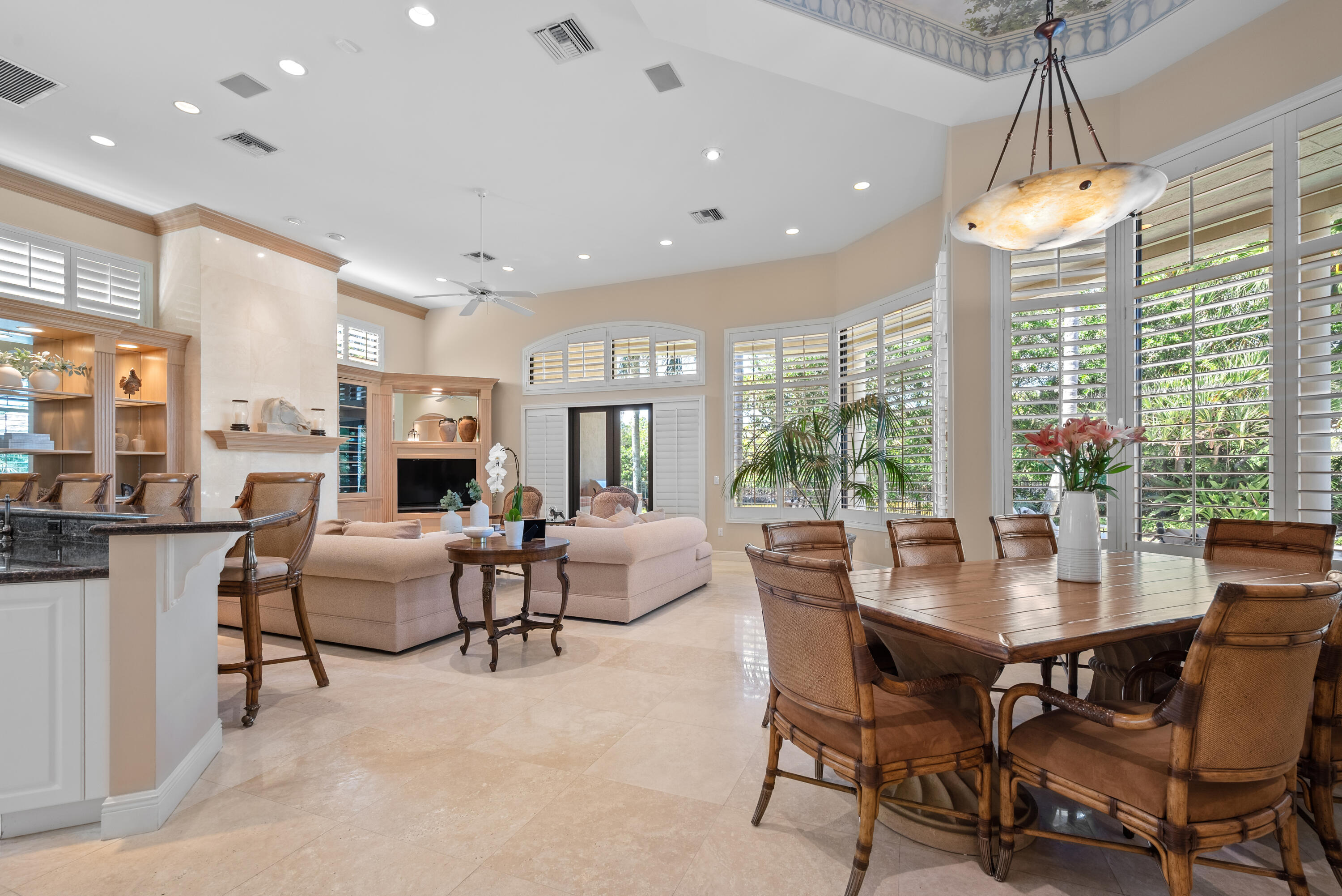 LONG LAKE ESTATES - Residential