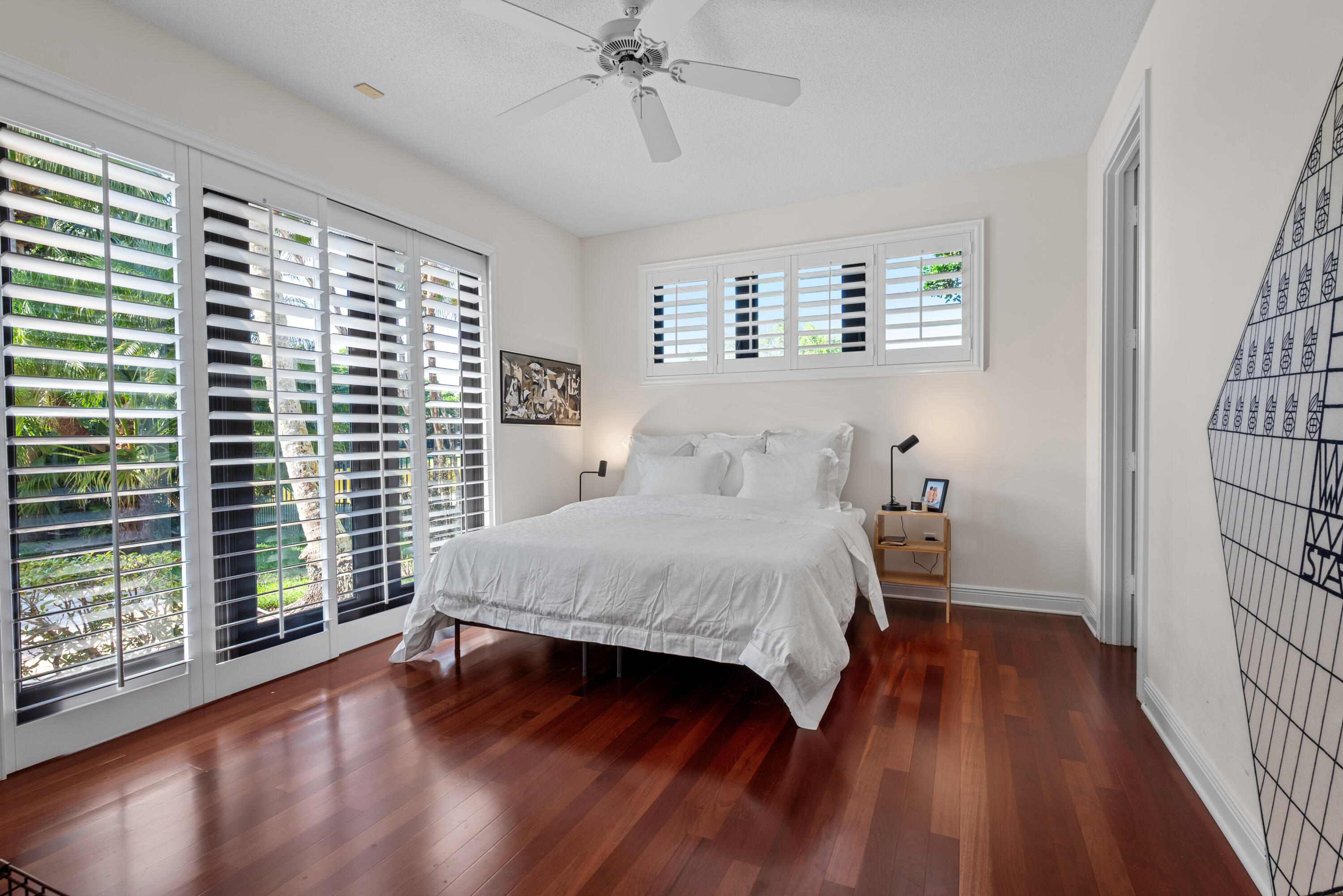 LONG LAKE ESTATES - Residential