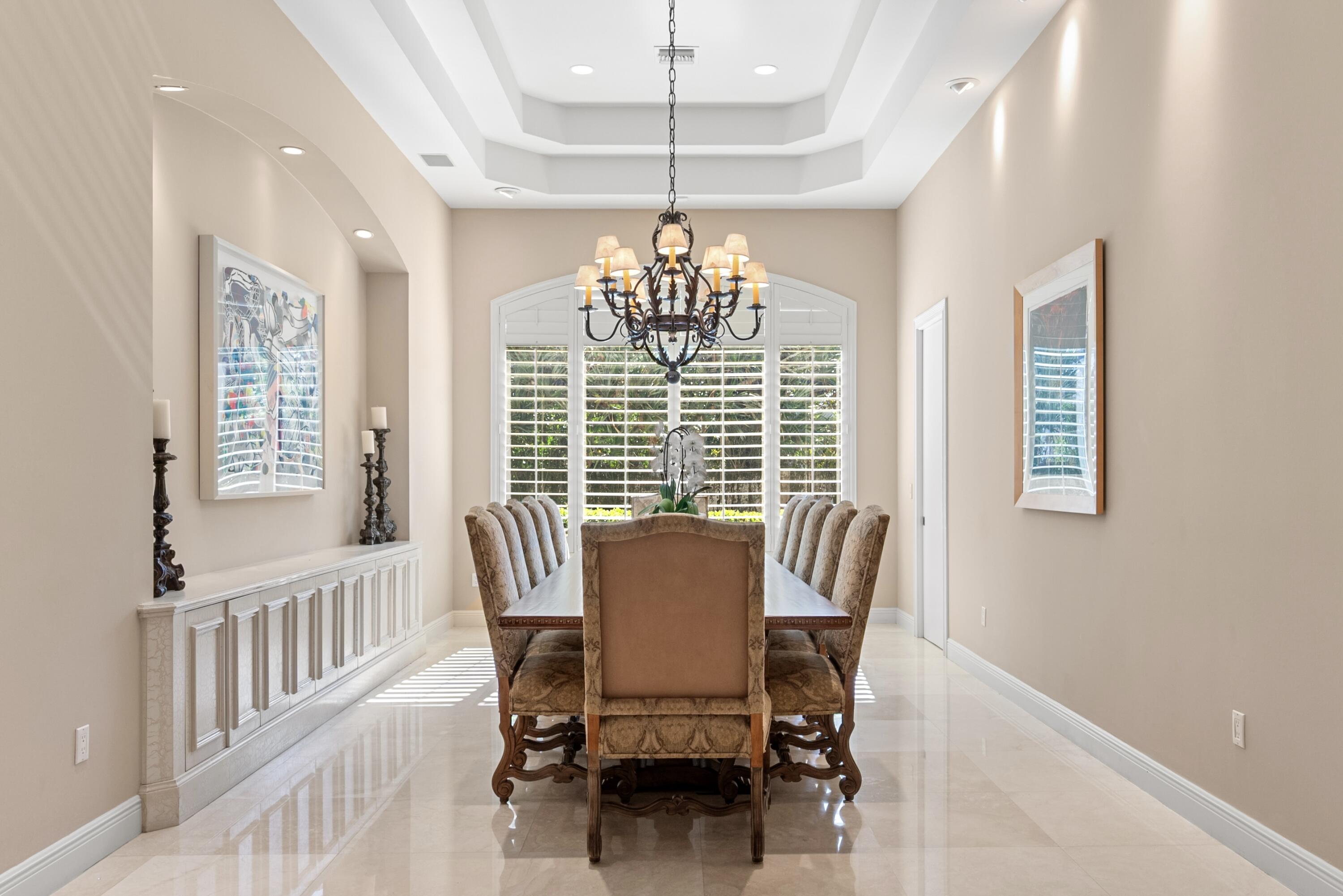 LONG LAKE ESTATES - Residential