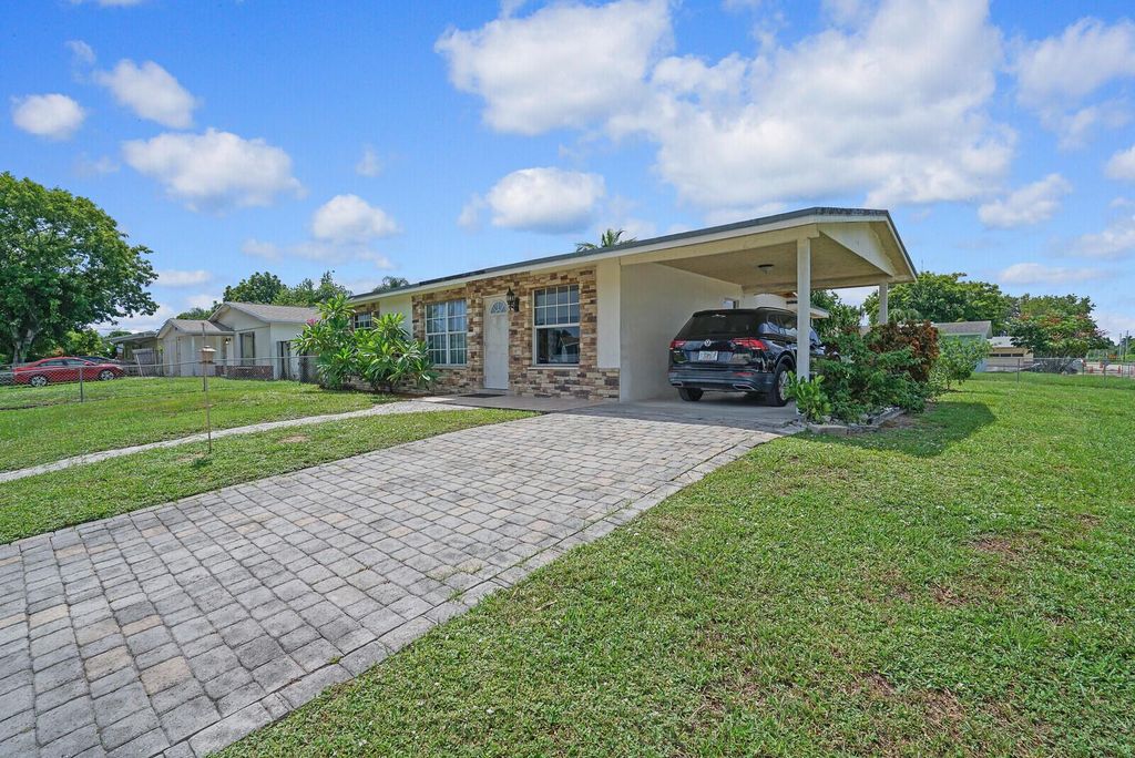 Photo of 3984 Chickasha Road, Lake Worth, FL 33462 (MLS # R11010814)