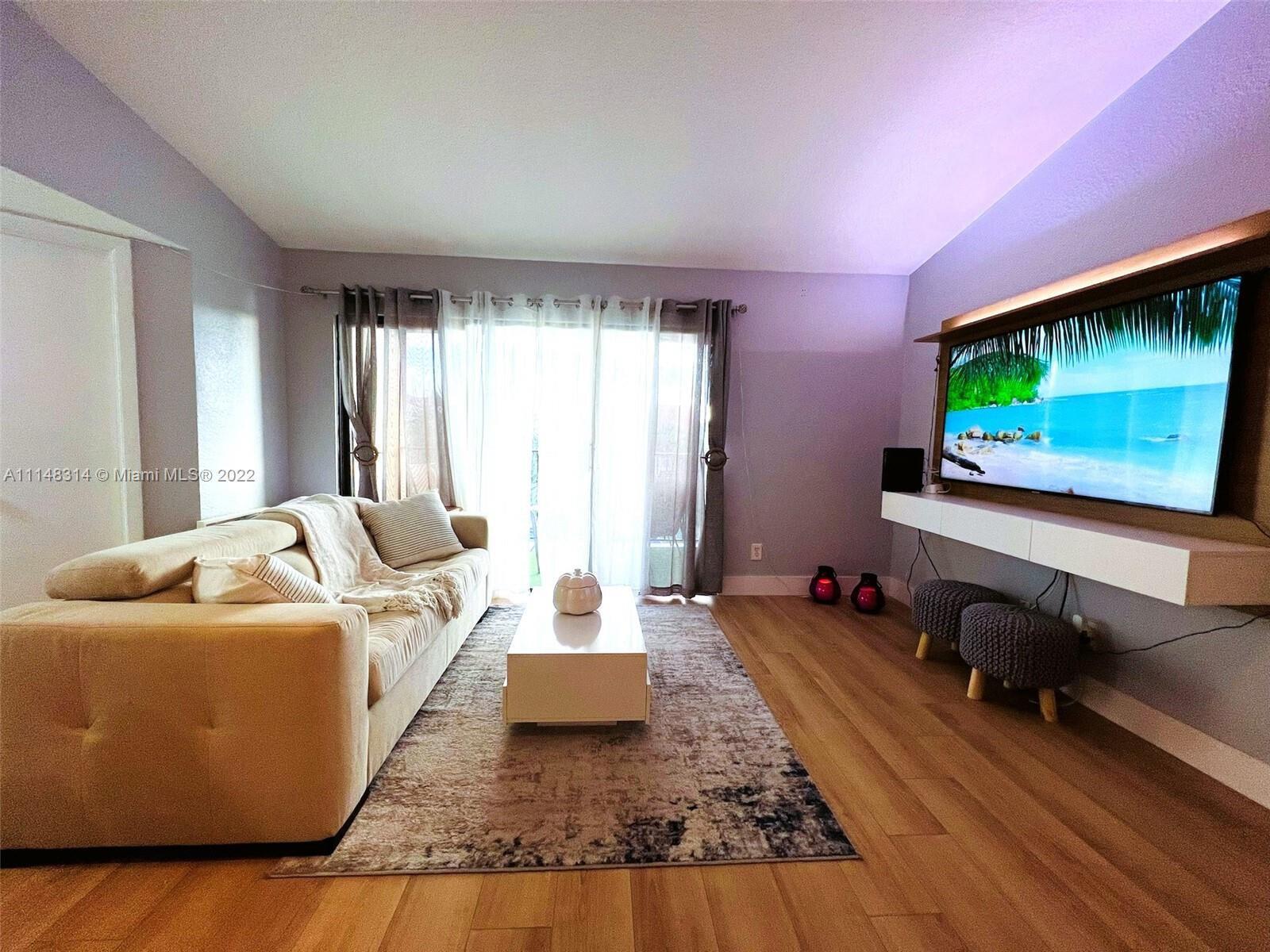 VISCONTI - Residential Lease