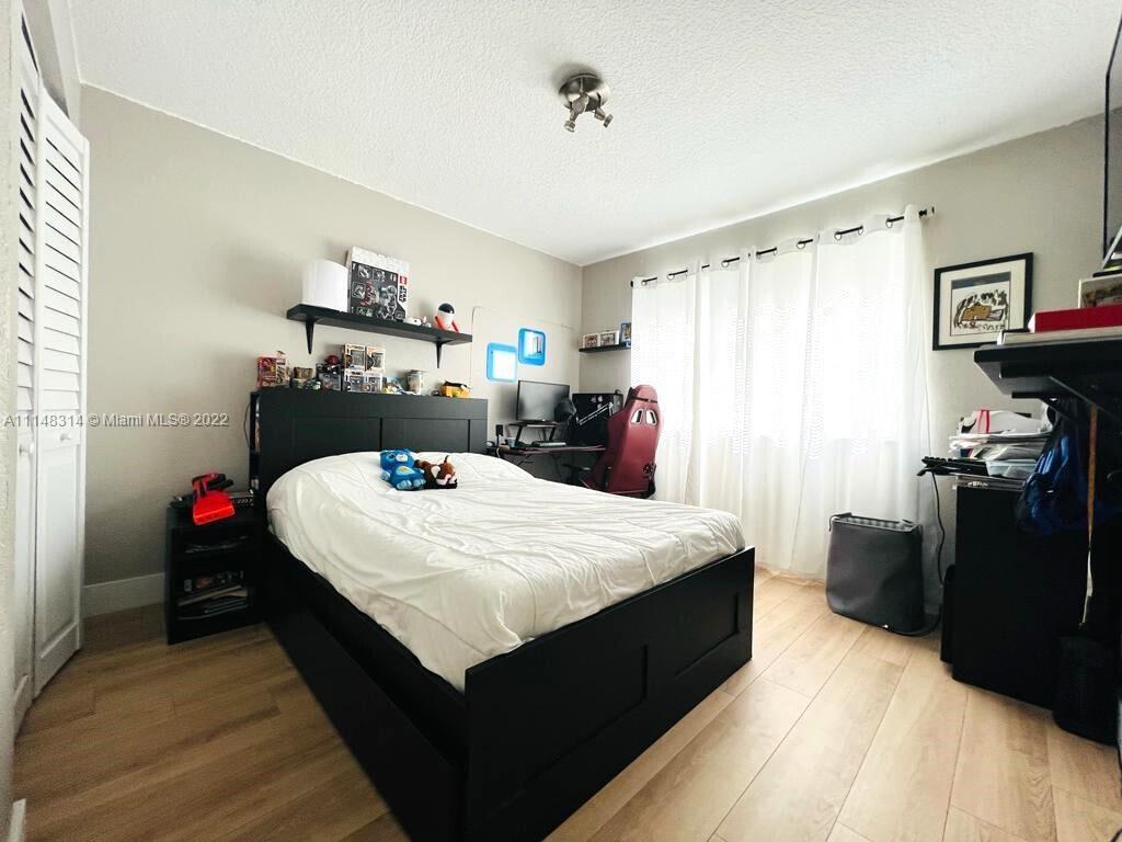 VISCONTI - Residential Lease