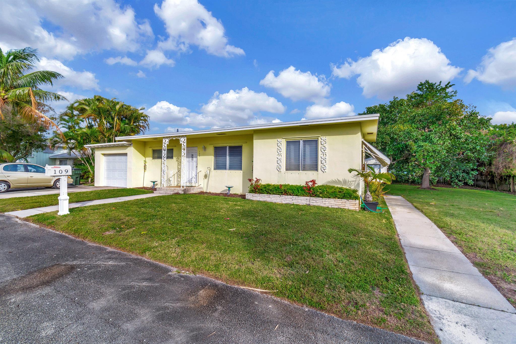 LAKE HEIGHTS - Residential