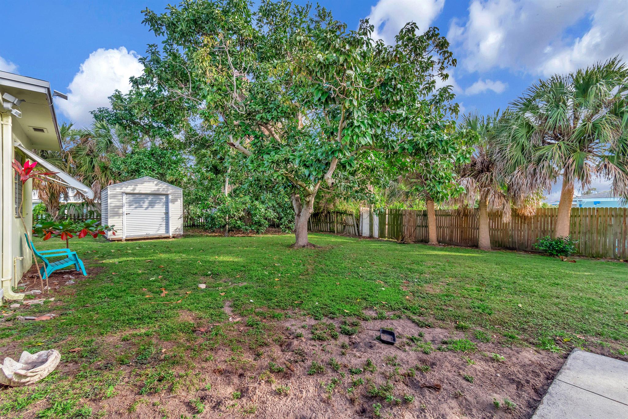 LAKE HEIGHTS - Residential