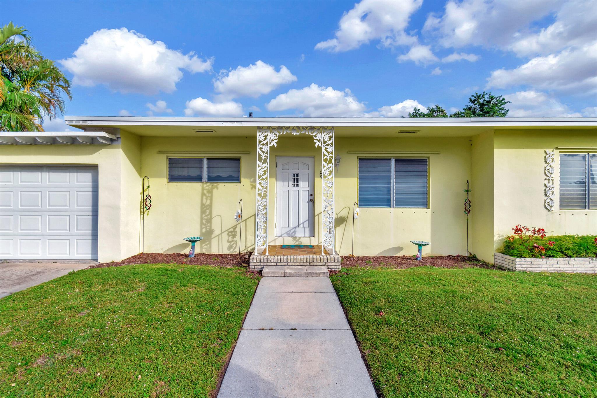 LAKE HEIGHTS - Residential