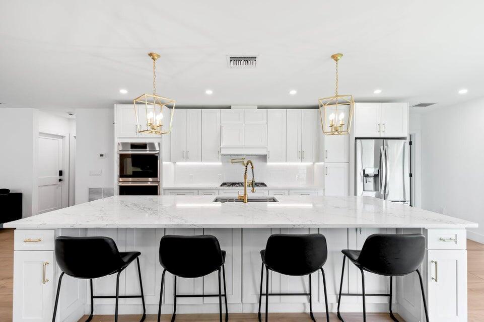 425 NW 18th Street