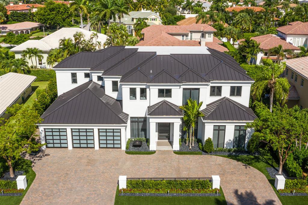 ROYAL PALM YACHT & COUNTRY CLUB - Residential