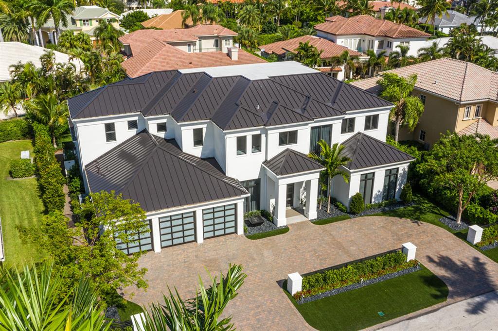 ROYAL PALM YACHT & COUNTRY CLUB - Residential