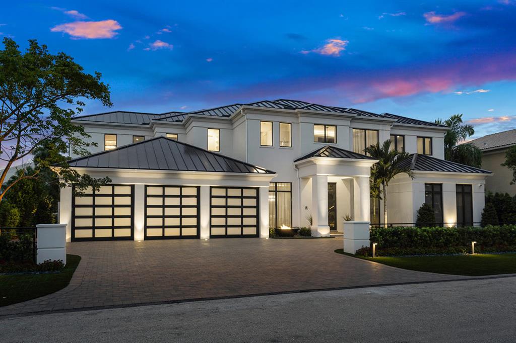 ROYAL PALM YACHT & COUNTRY CLUB - Residential