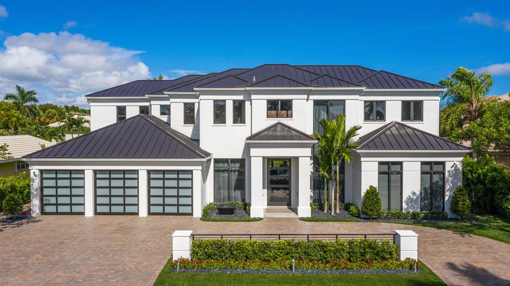 ROYAL PALM YACHT & COUNTRY CLUB - Residential