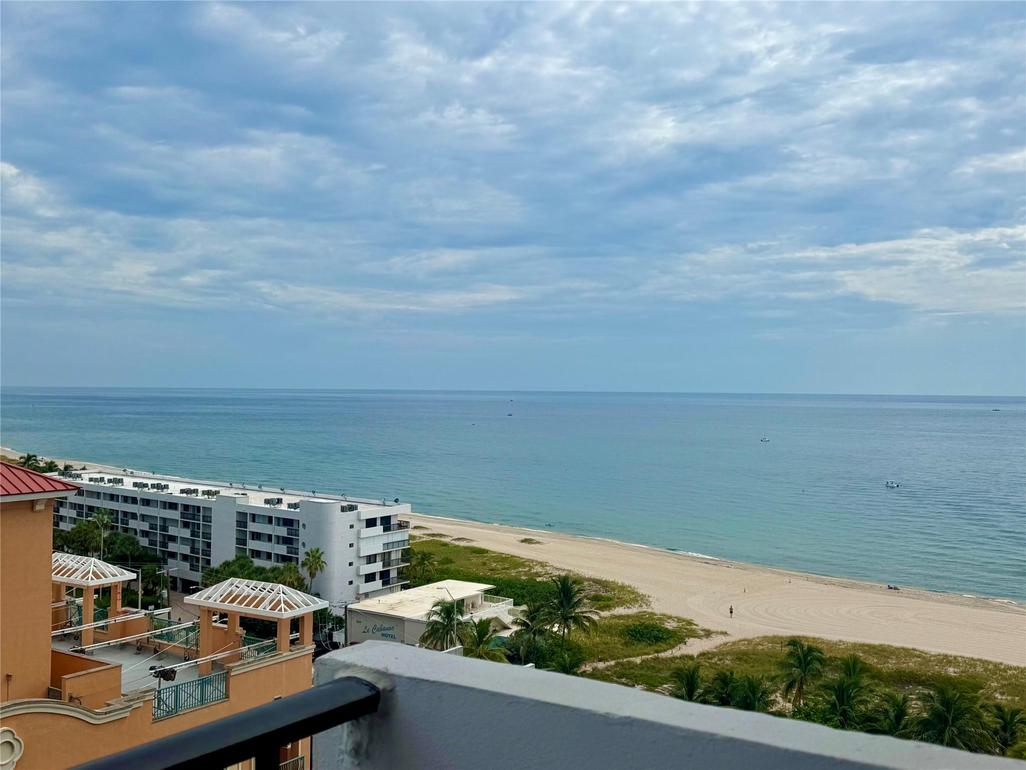Enjoy RESORT-STYLE LIVING from this Spacious 2-Bed/2-Bath Condo w/ Oceanic & Intracoastal Views from the comfort of your living room and private balcony. Avail. Oct 2025–May 2026. The kitchen features a bright & airy layout with a breakfast nook, brand-new refrigerator and dishwasher. The Master bedroom includes a king-size bed and open master bathroom w/ a shower/tub combo. Second bedroom is partially set up as an office with a convertible couch. Internet, Wi-Fi & Cable incl. Lease: 120-180 days. Avail. Oct/ 2025 – May/ 2026. AMENITIES INCL. 24-Hr. Security, STATE-OF-THE-ART FITNESS CENTER. HEATED POOL, TIKI BAR, BARBECUE AREA, BUSINESS CENTER and more! Just minutes from top-rated restaurants, shopping, entertainment, and the beach. IT'S THE PERFECT GETAWAY!
