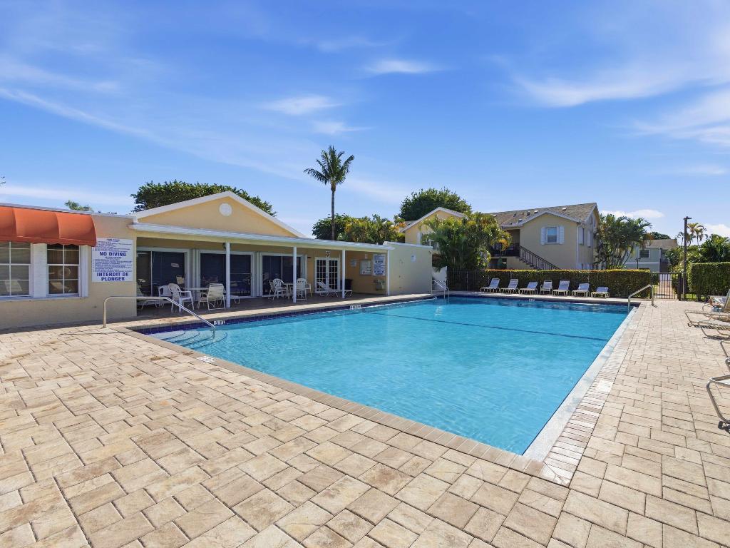 Waterside village - Residential