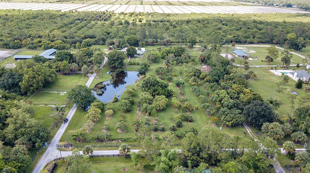 LOXAHATCHEE GROVES - Residential