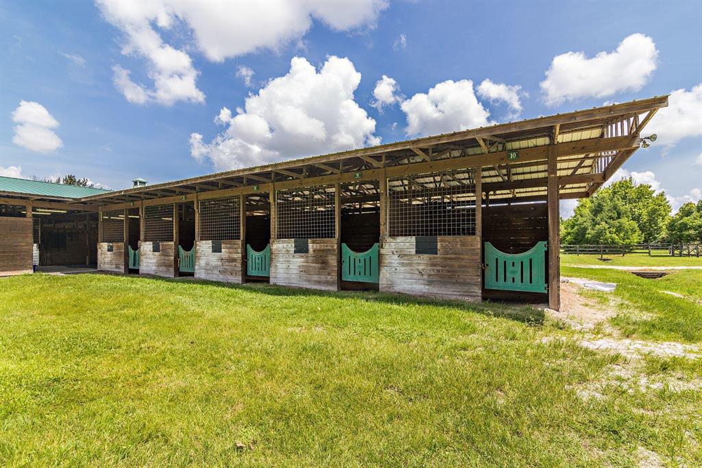 LOXAHATCHEE GROVES - Residential