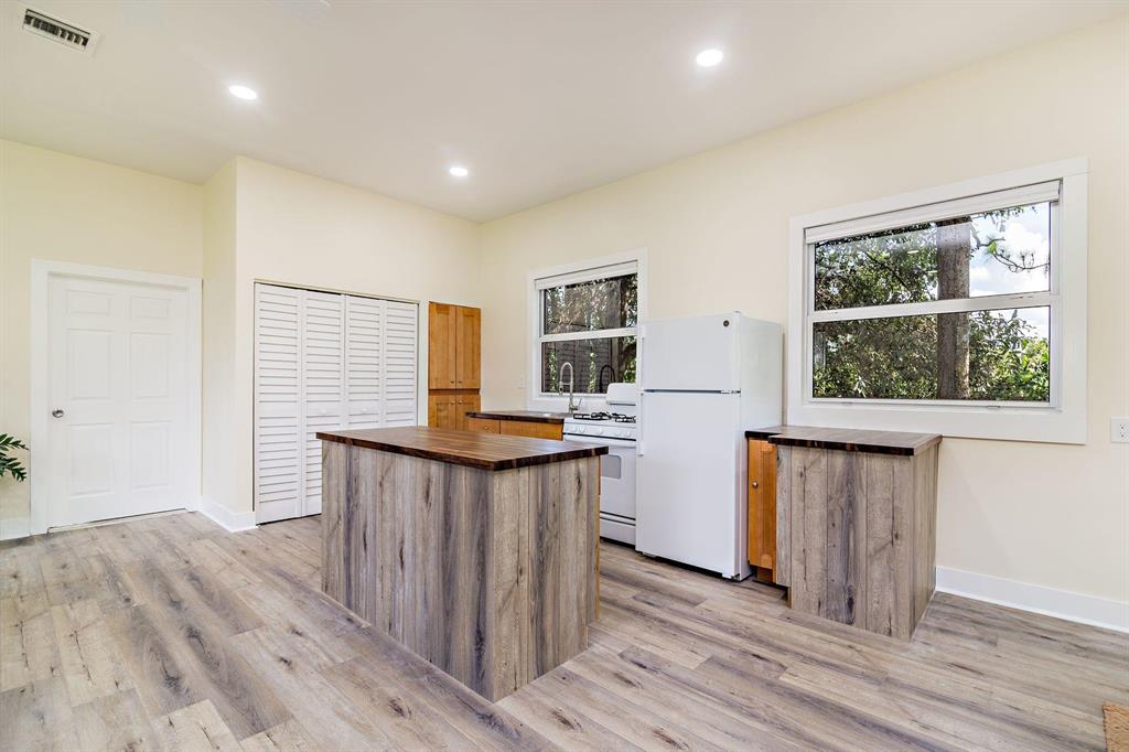 LOXAHATCHEE GROVES - Residential