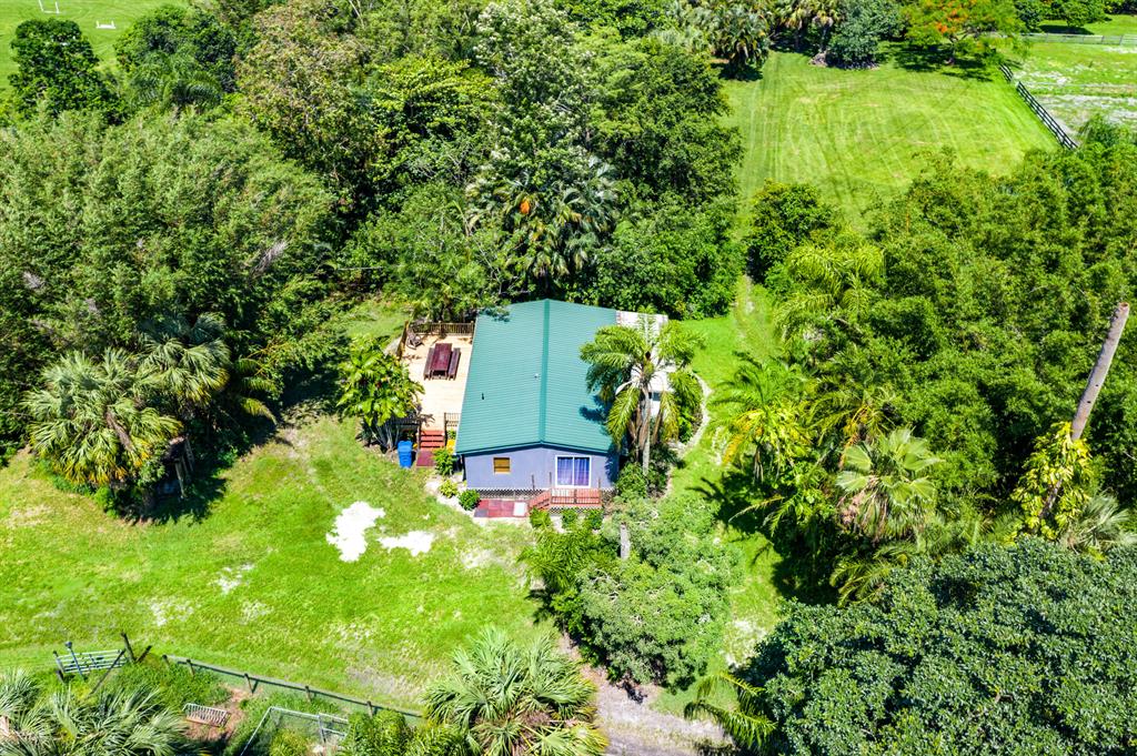 LOXAHATCHEE GROVES - Residential