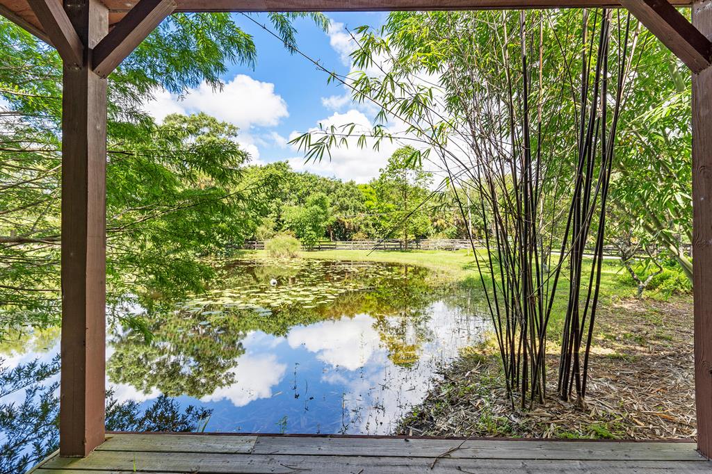 LOXAHATCHEE GROVES - Residential