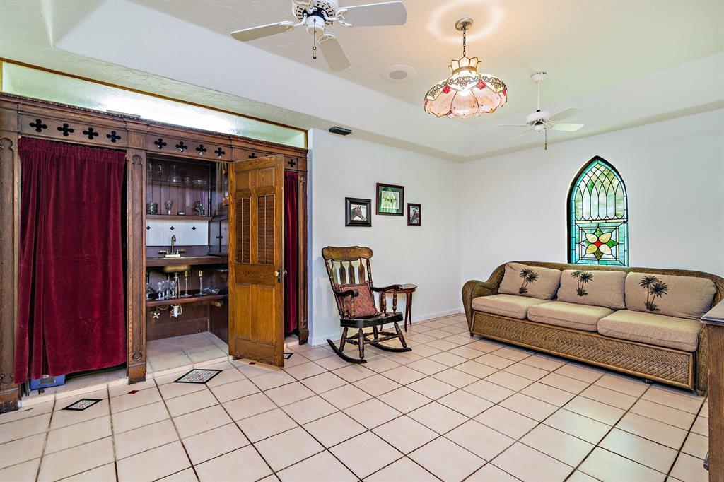 LOXAHATCHEE GROVES - Residential