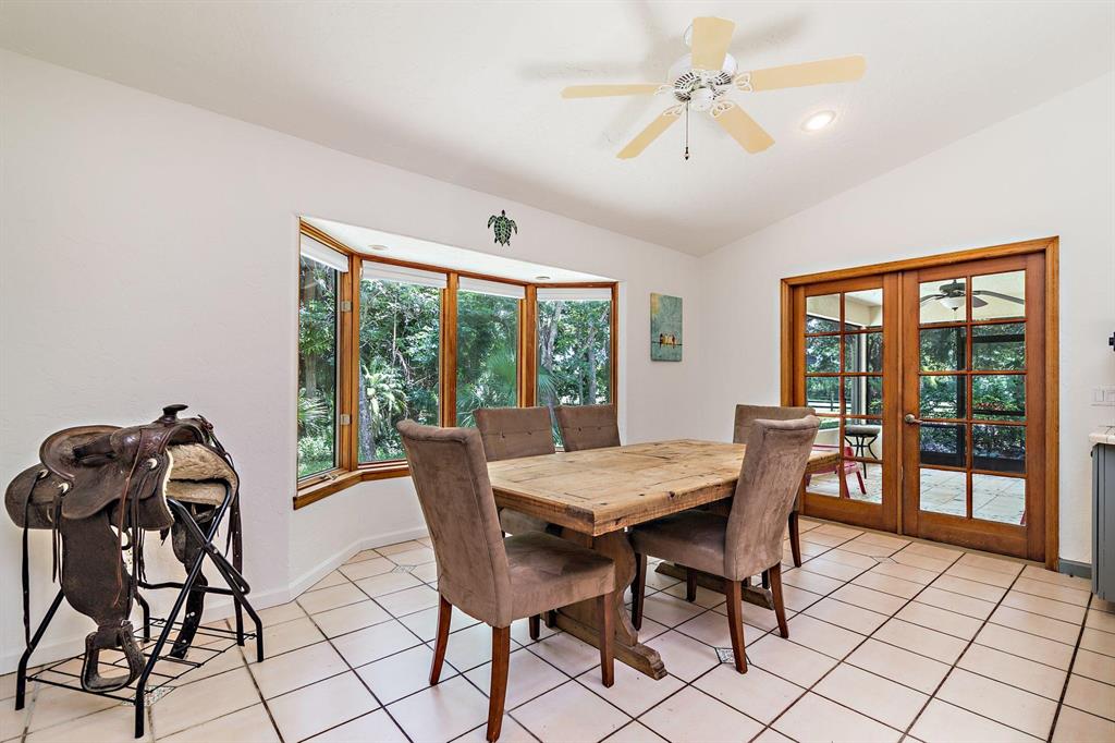 LOXAHATCHEE GROVES - Residential