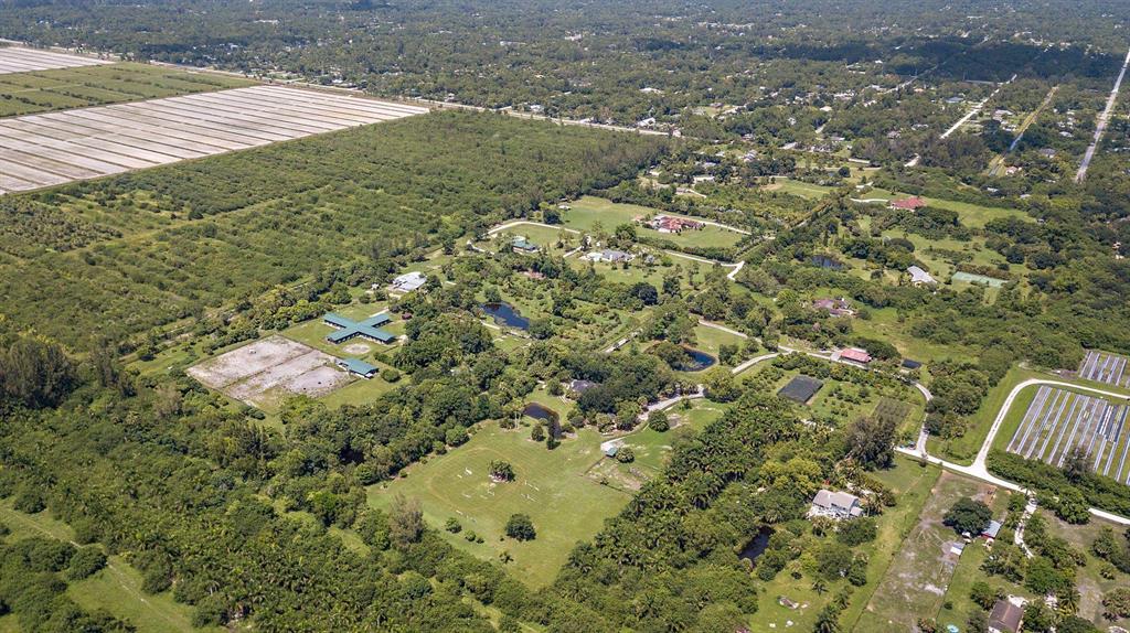 LOXAHATCHEE GROVES - Residential