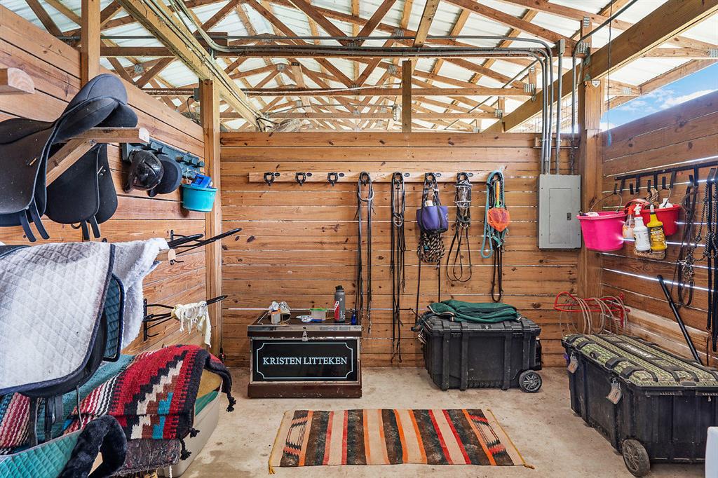 LOXAHATCHEE GROVES - Residential