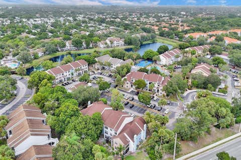 Tiny photo for 2301 N Congress Avenue #27, Boynton Beach, FL 33436 (MLS # B26054079)